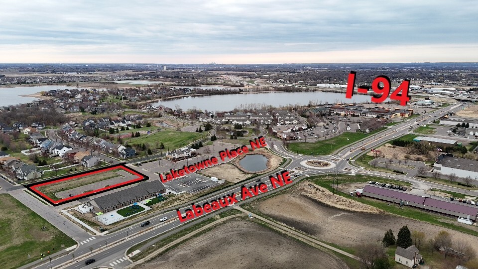 6872 NE Laketowne Pl, Albertville, MN for Sale