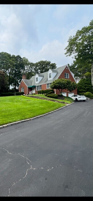 Holtsville, NY undefined - 77 Jamaica Ave Holtsville, NY undefined - 77 Jamaica Ave