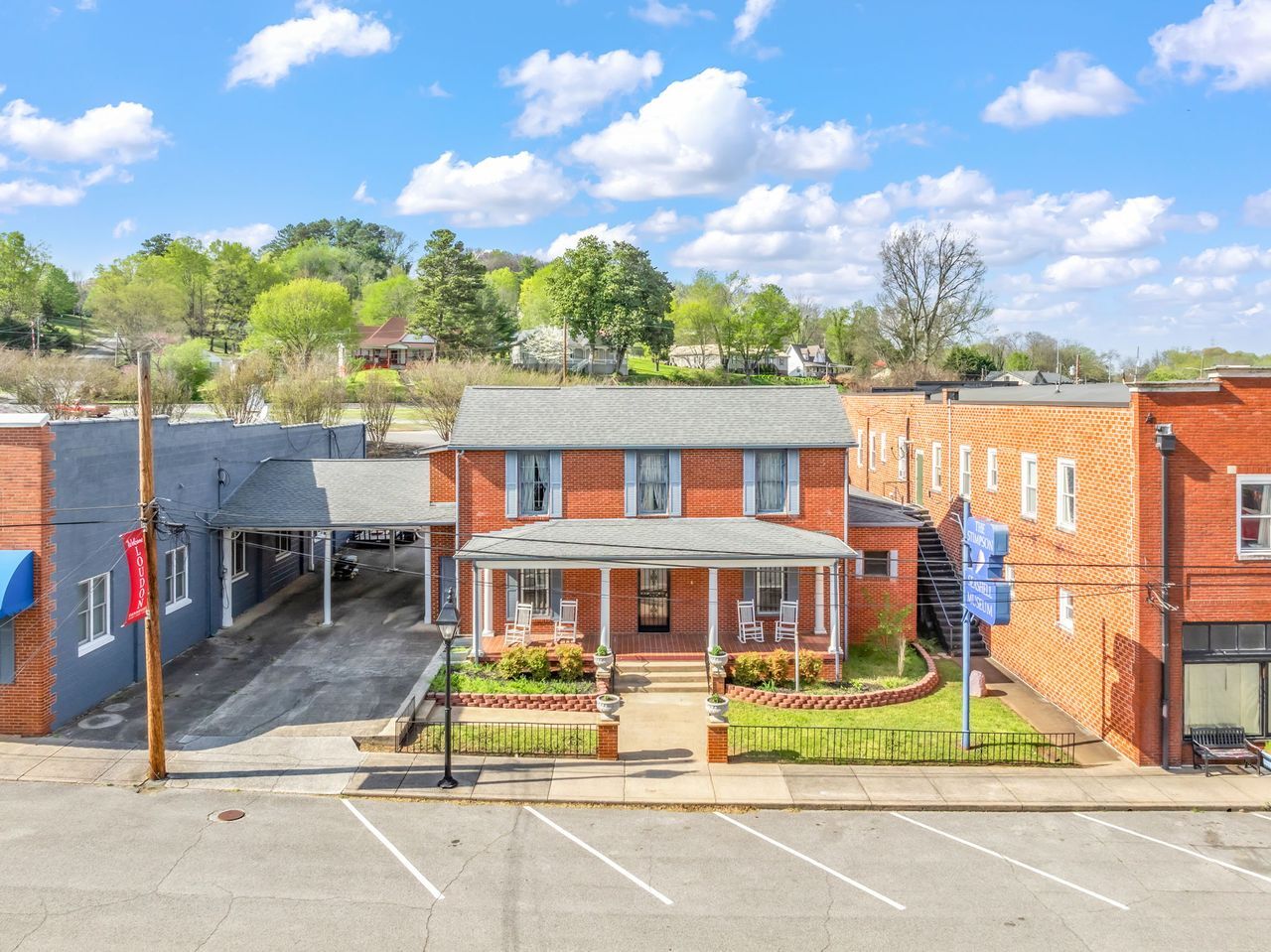 406 Wharf St, Loudon, TN for Sale