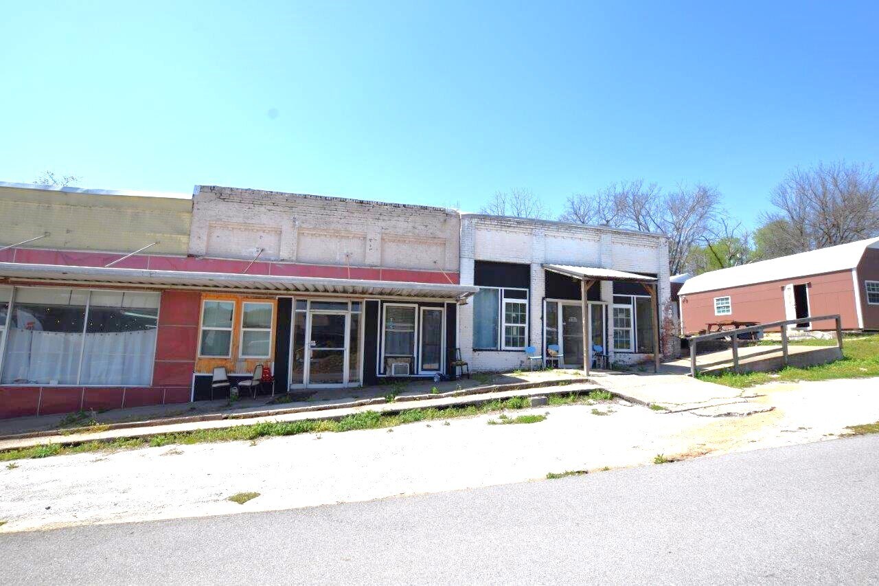 102 W Maint St, Watts, OK for Sale