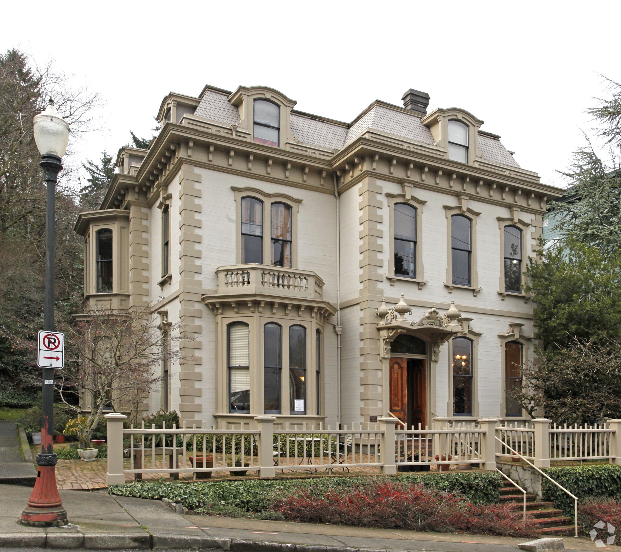 1425 SW 20th Ave, Portland, OR for Rent