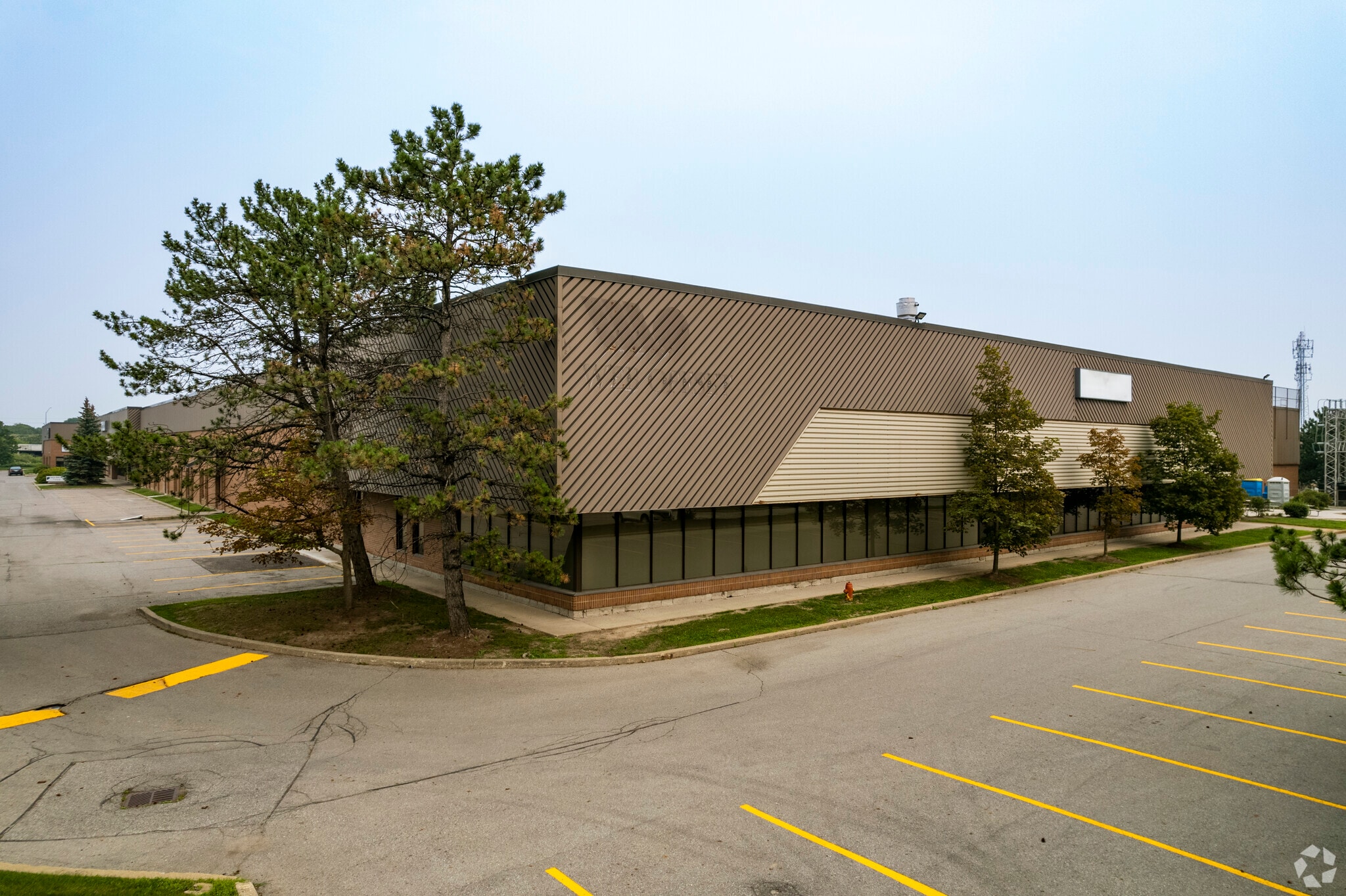 1800 Ironstone Mnr, Pickering, ON for Rent