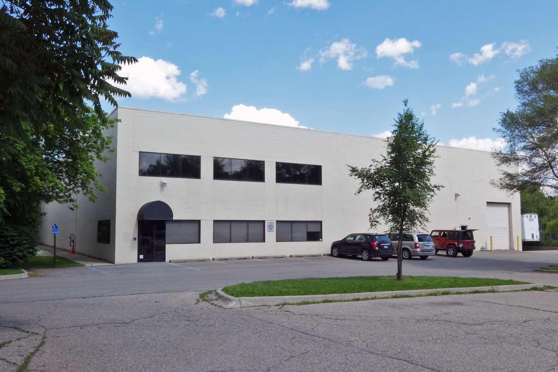 2181 Greer Blvd, Sylvan Lake, MI for Rent