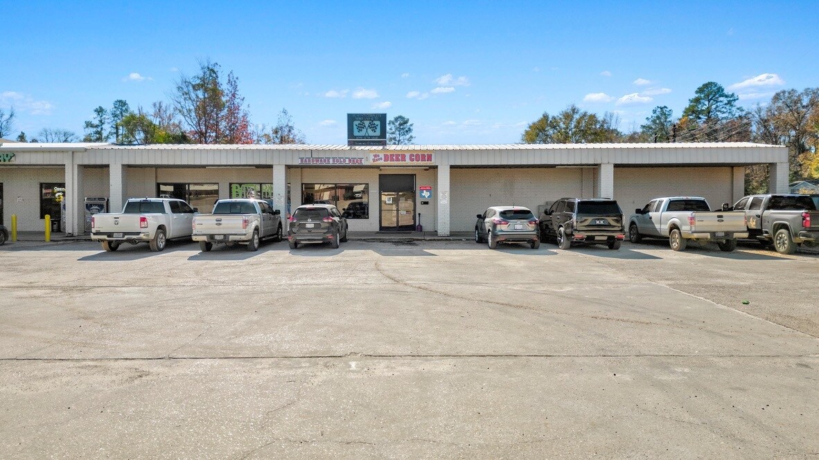 615 W Court St, Newton, TX for Sale