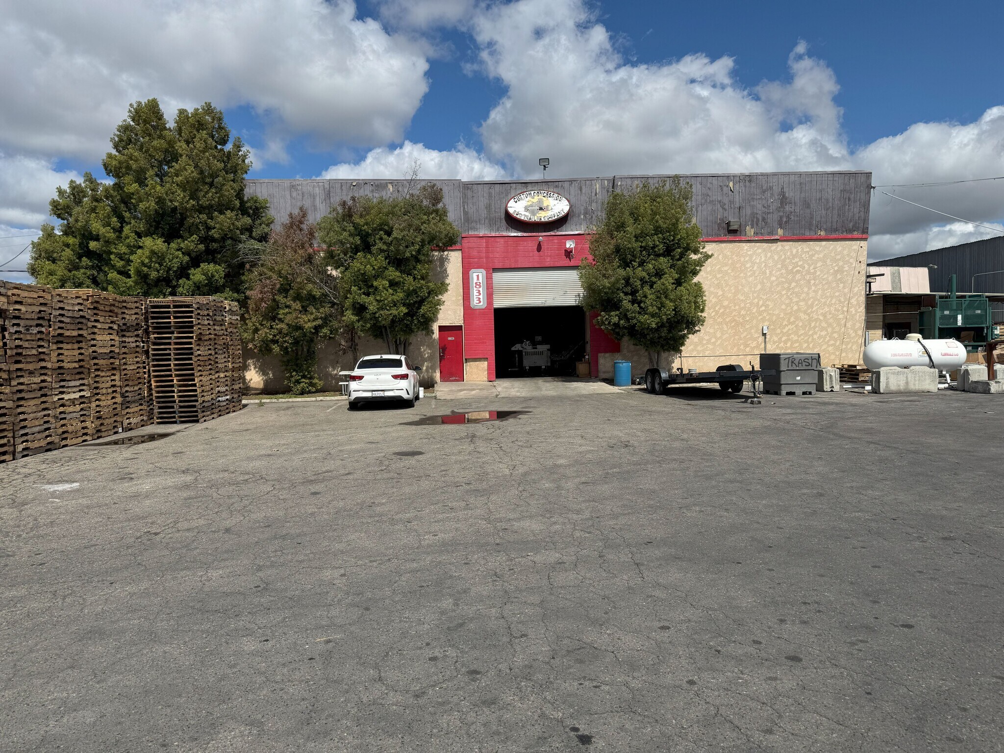 1833 E Hedges Ave, Fresno, CA for Sale