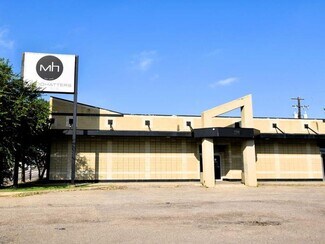 Grand Prairie Building with Parking Lot
