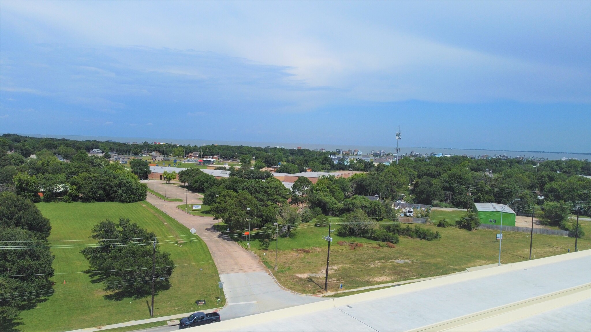 1418 Bayport Blvd, Seabrook, TX for Sale