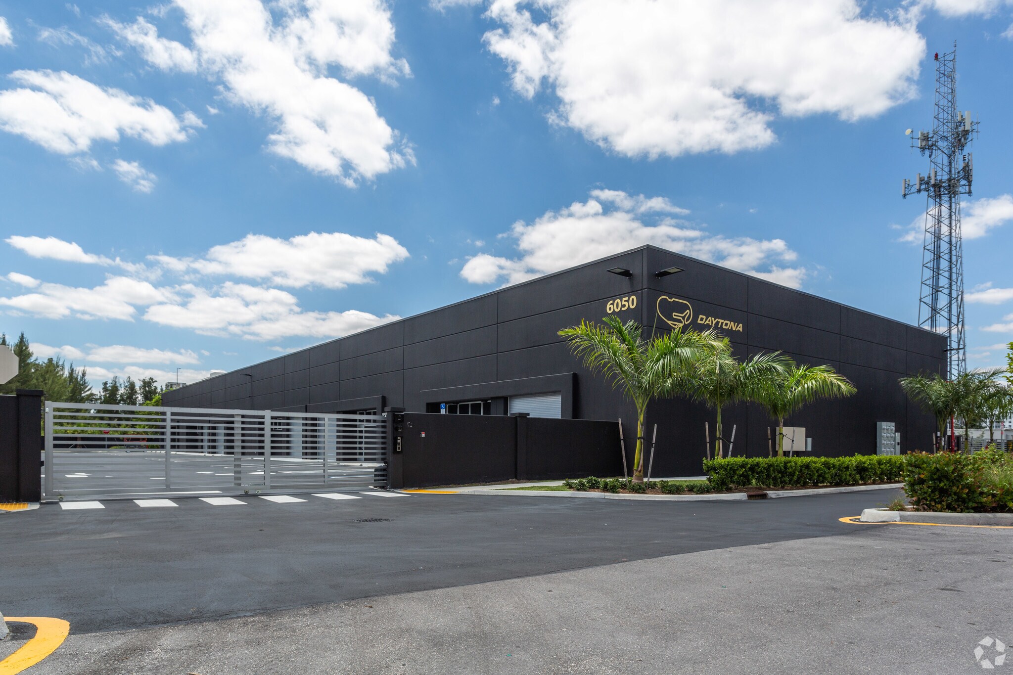6050 NW 102nd Ave, Doral, FL for Rent