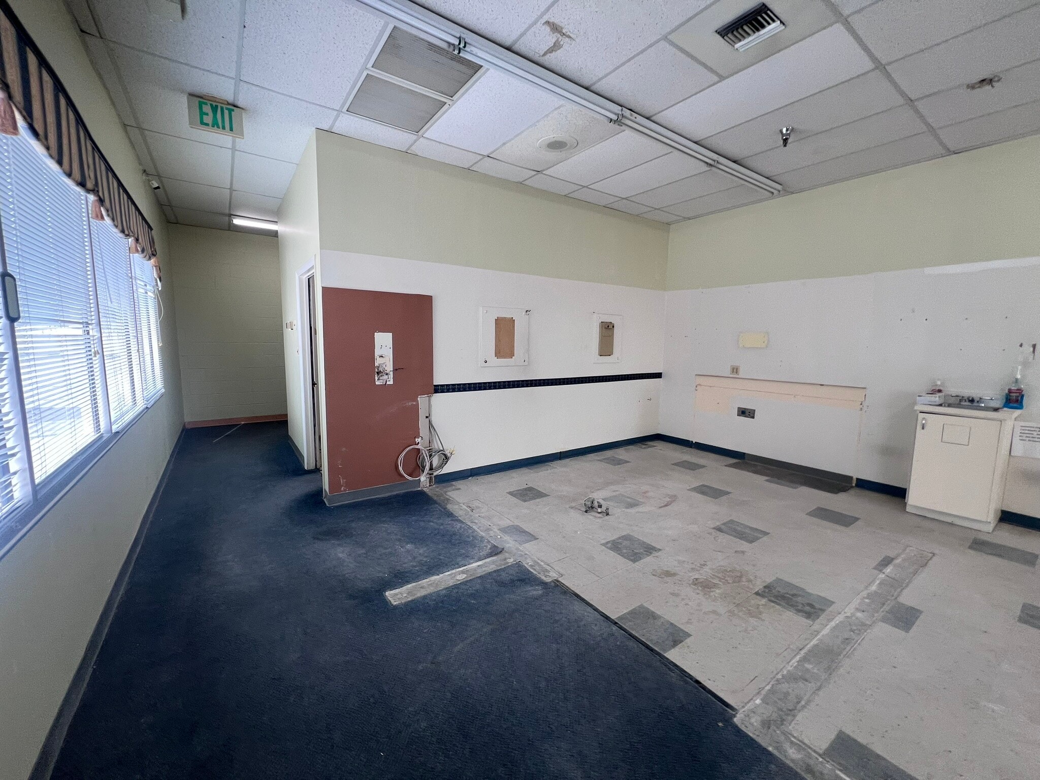 1728 N Rolling Rd, Baltimore, MD for Rent