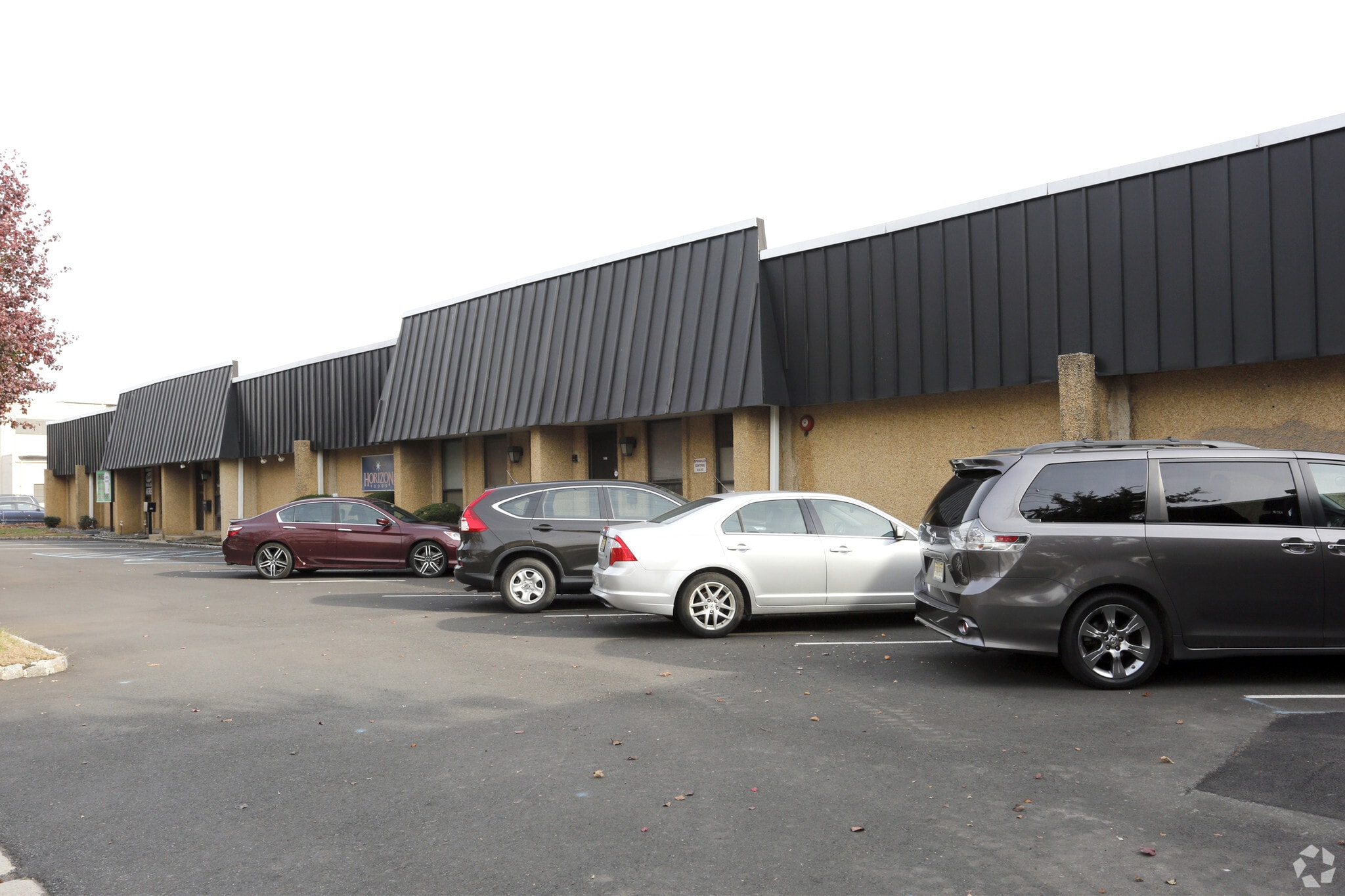 420-532 Lincoln Blvd, Middlesex, NJ for Rent