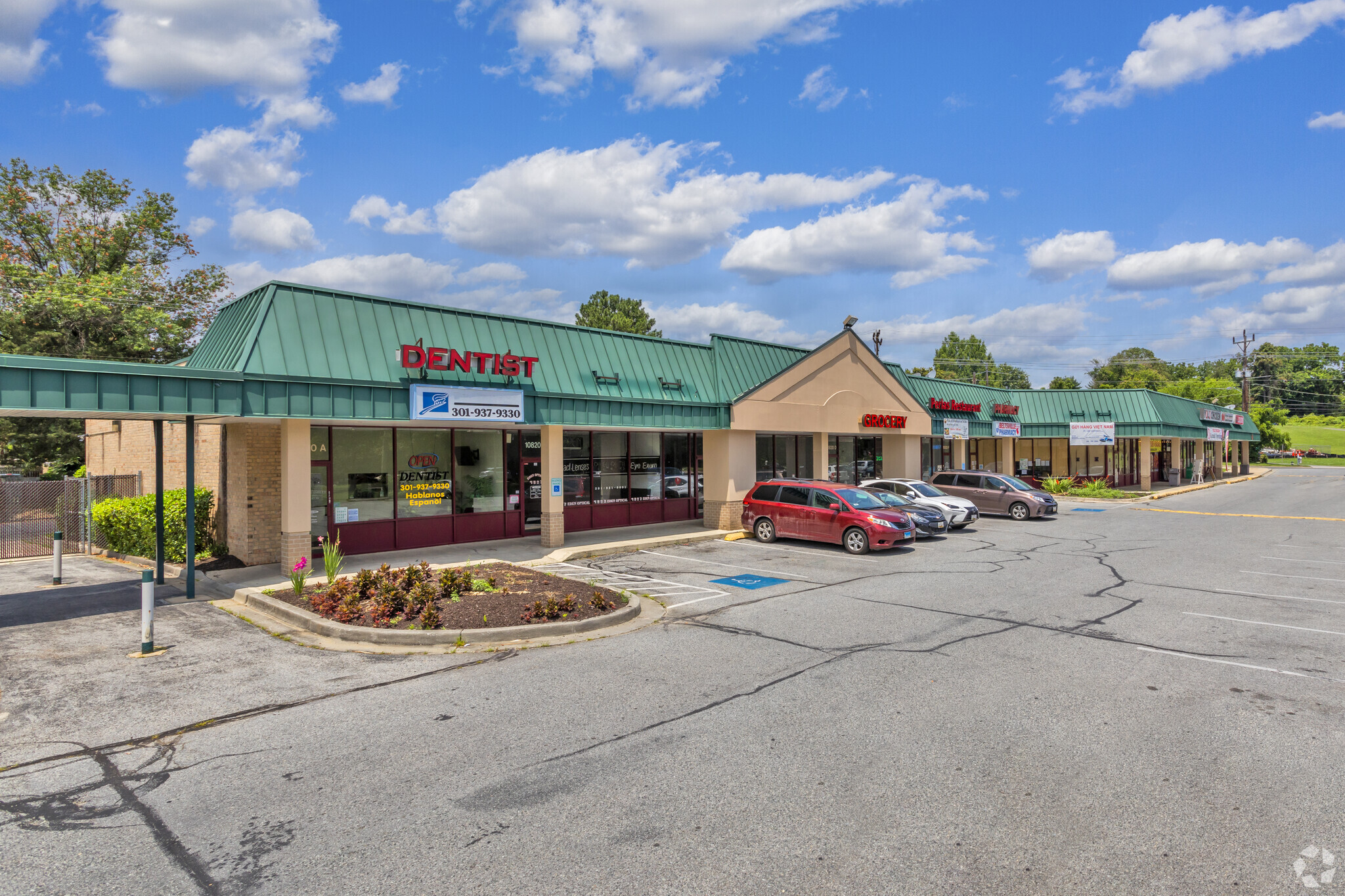 10800-10820 Rhode Island Ave Beltsville, MD 20705 - Shopping Center ...