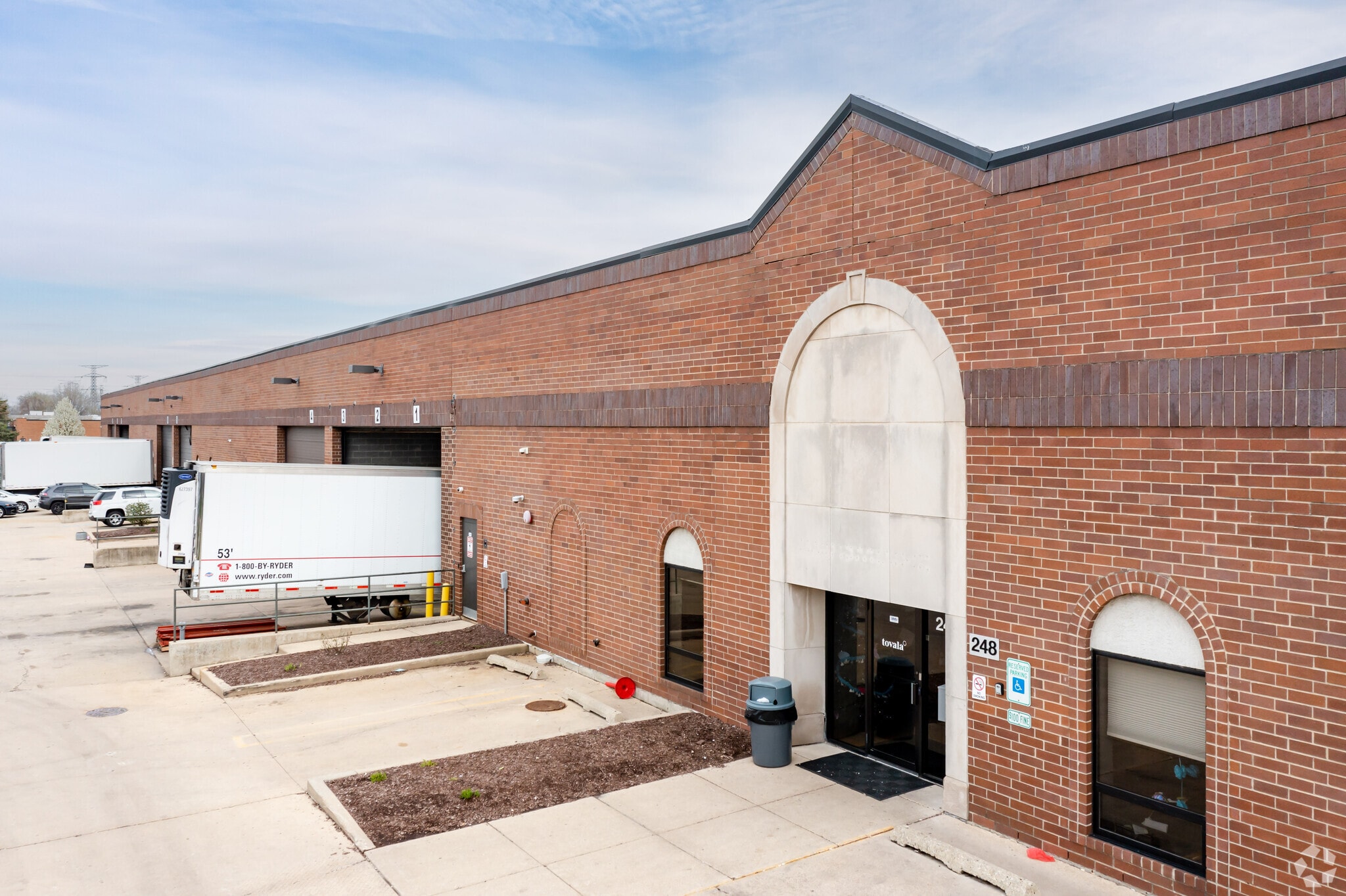 238-248 Tubeway Dr, Carol Stream, IL for Rent