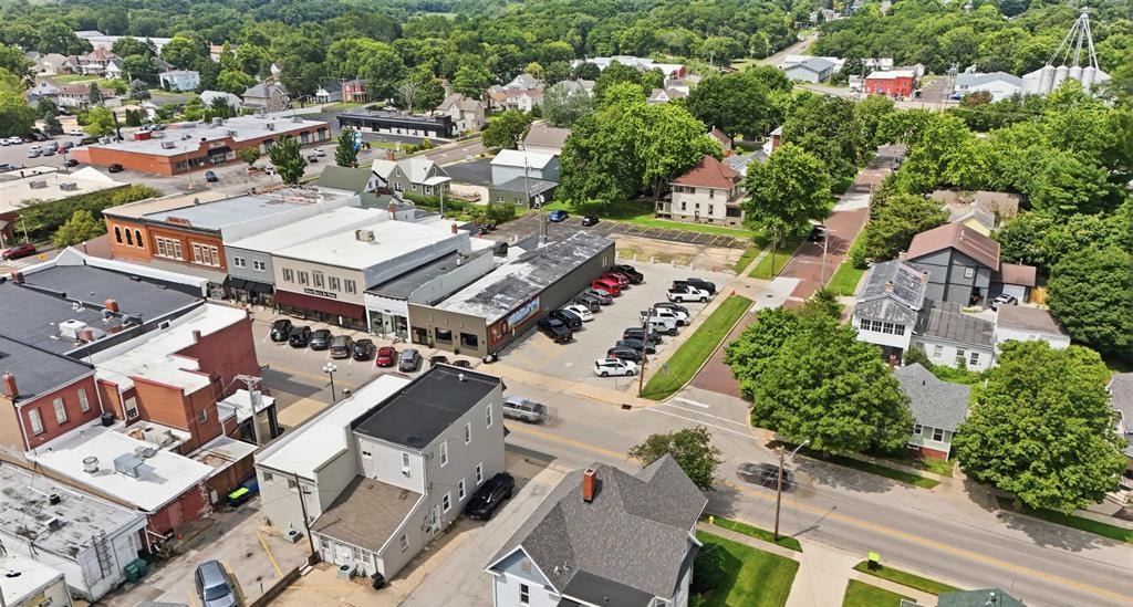 122 N Main St, Washington, IL for Rent
