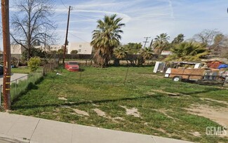 Bakersfield, CA Residential - T st