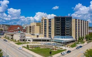 Peoria, IL Hospitality - 500 Hamilton Blvd