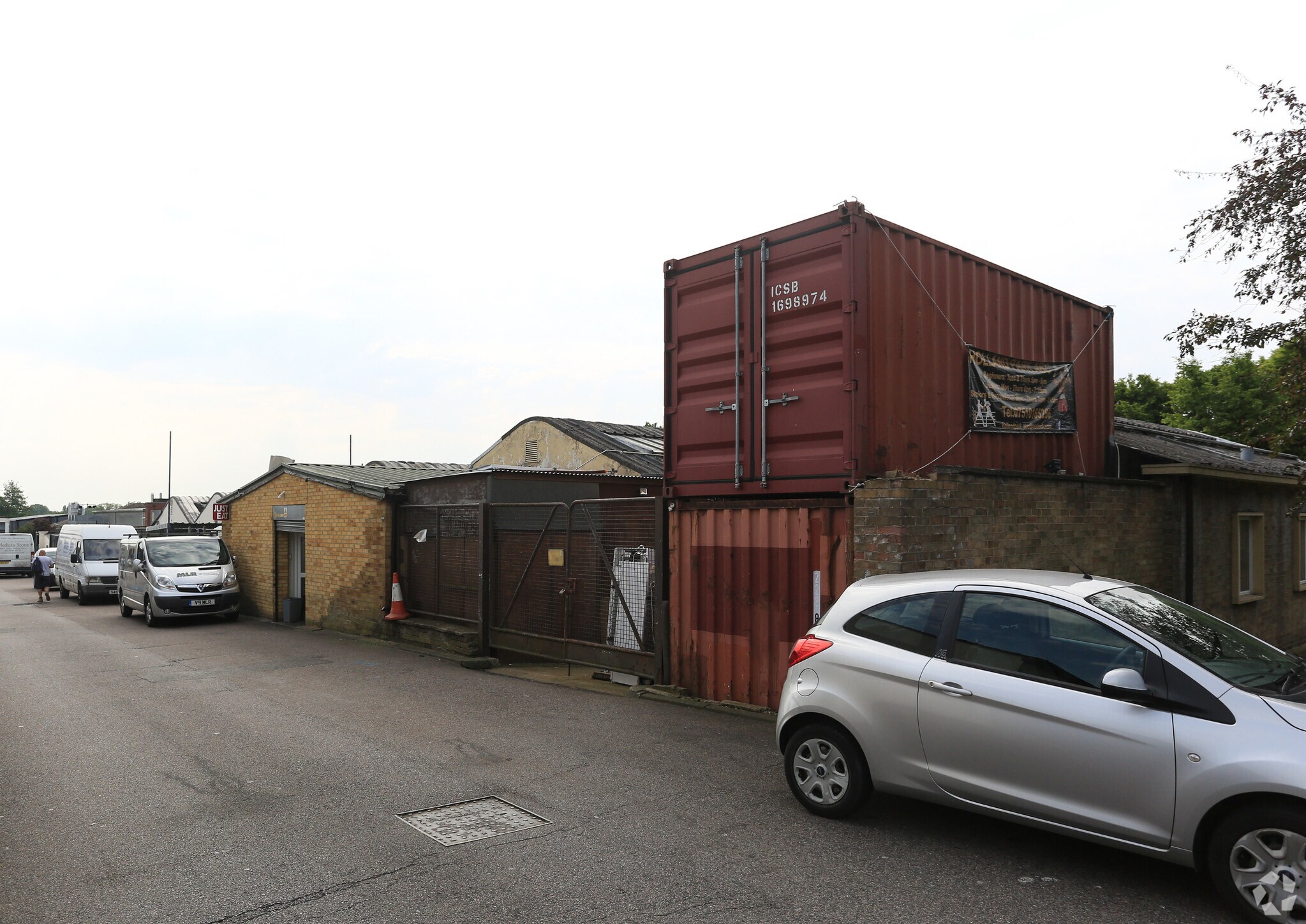 7-9, 11 Bowlers Croft, Basildon, ESS for Rent
