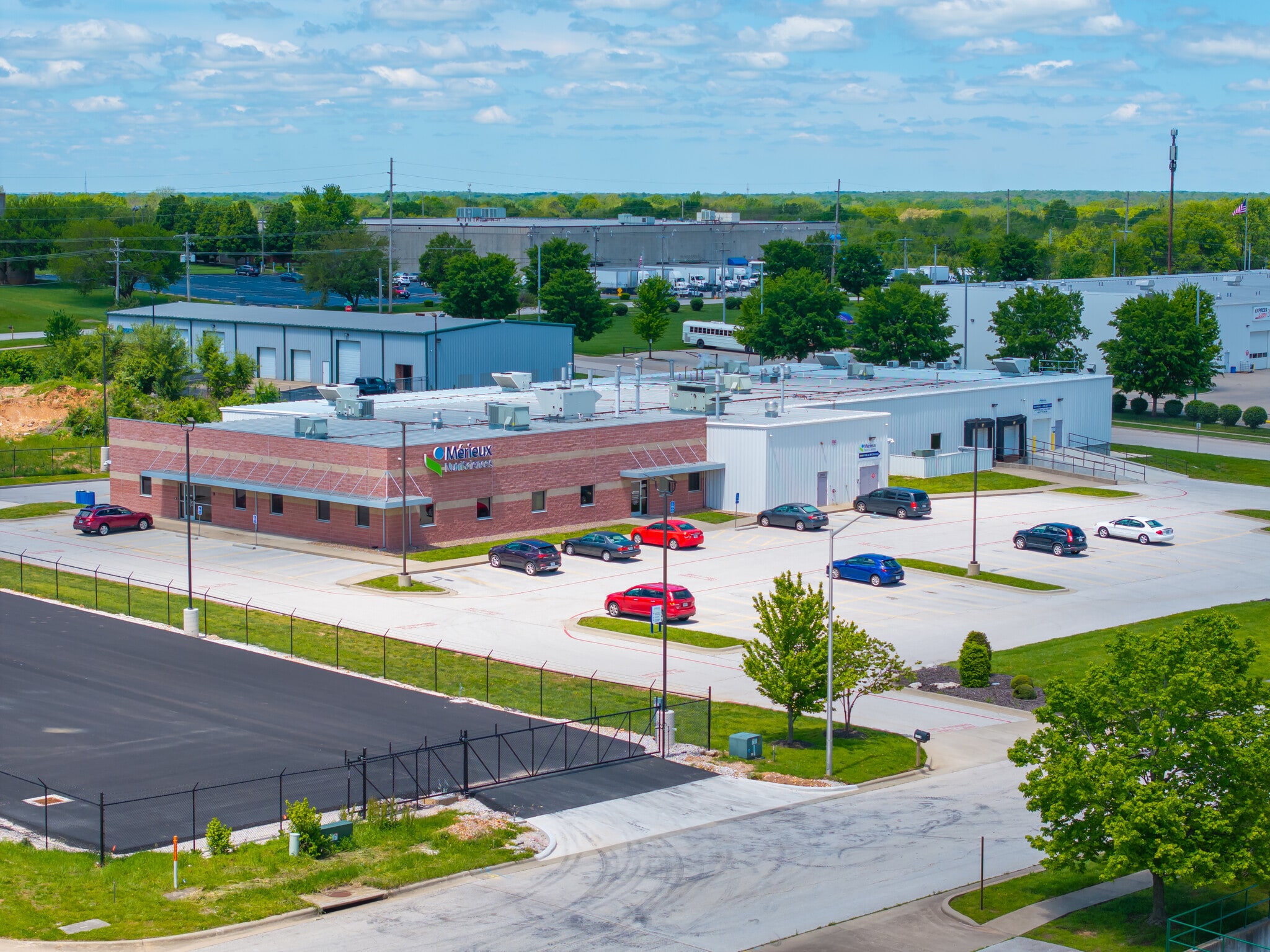2835 N Oak Grove Ave, Springfield, MO for Sale
