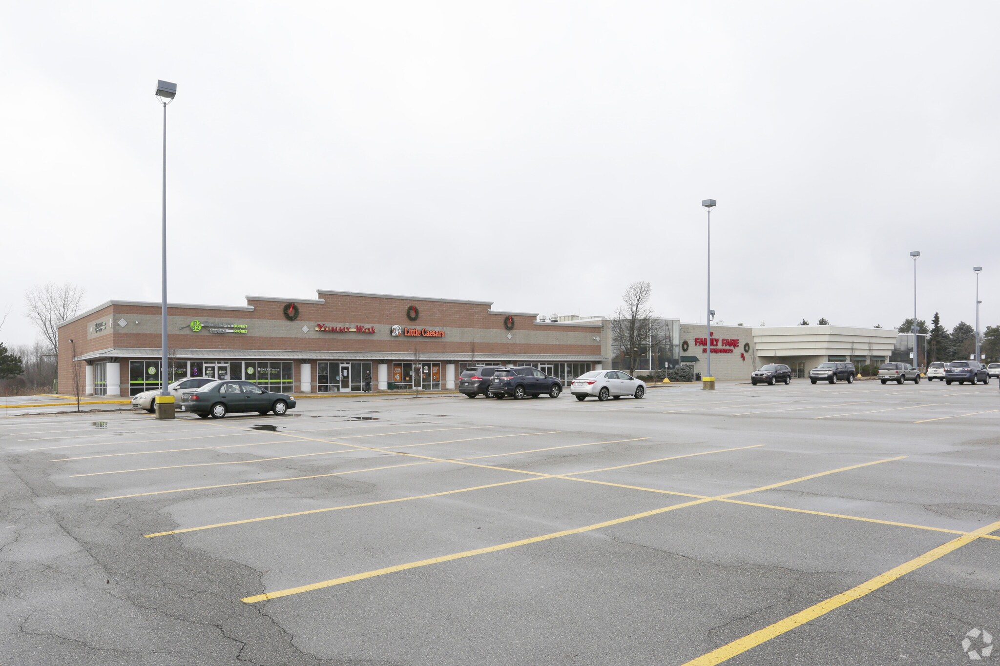 4325 Breton Rd SE, Grand Rapids, MI for Rent