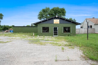 Caro, MI Storefront - 1223 E Caro Rd