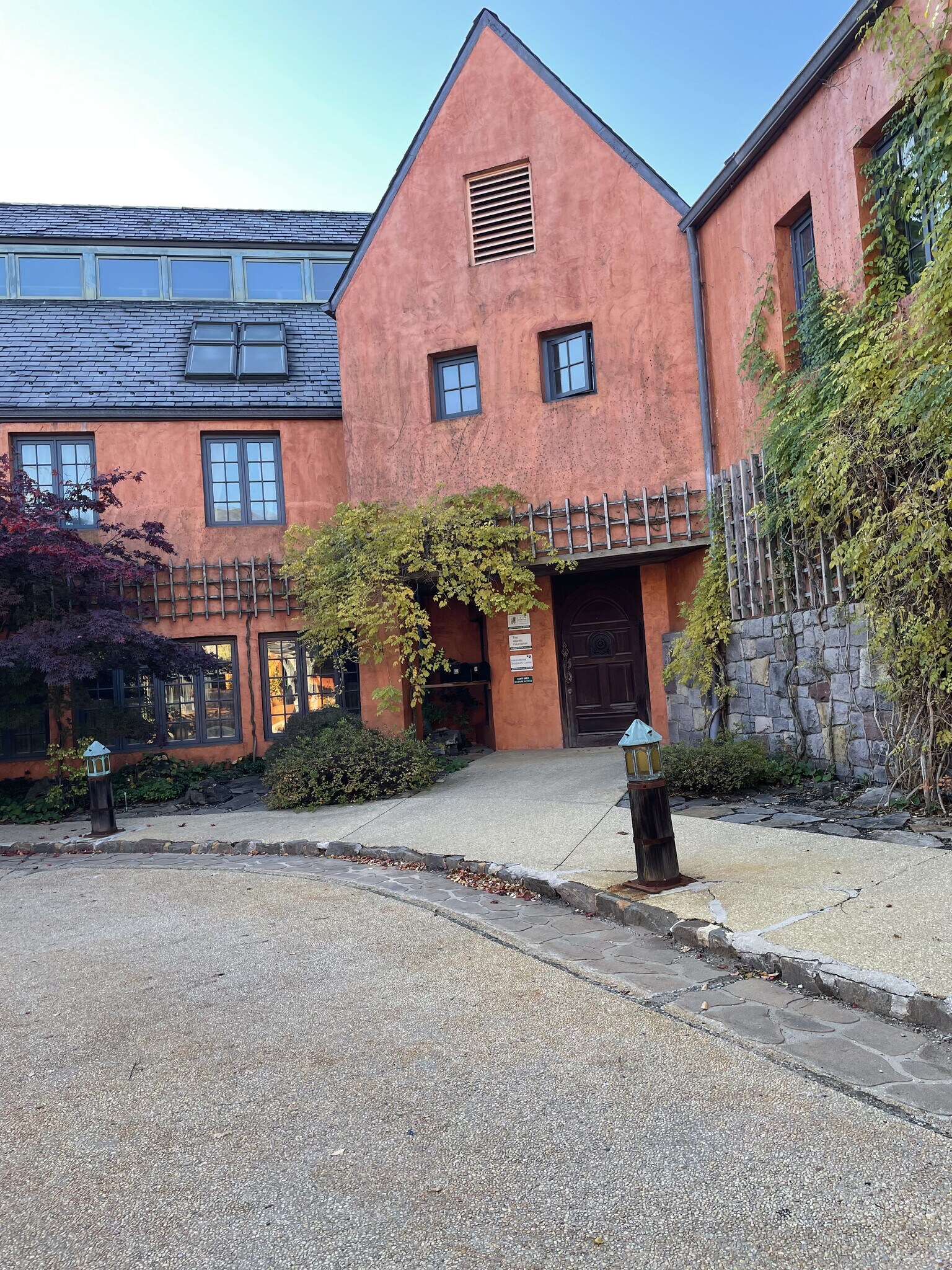 14 Fairgrounds Rd, Hamilton, NJ for Rent