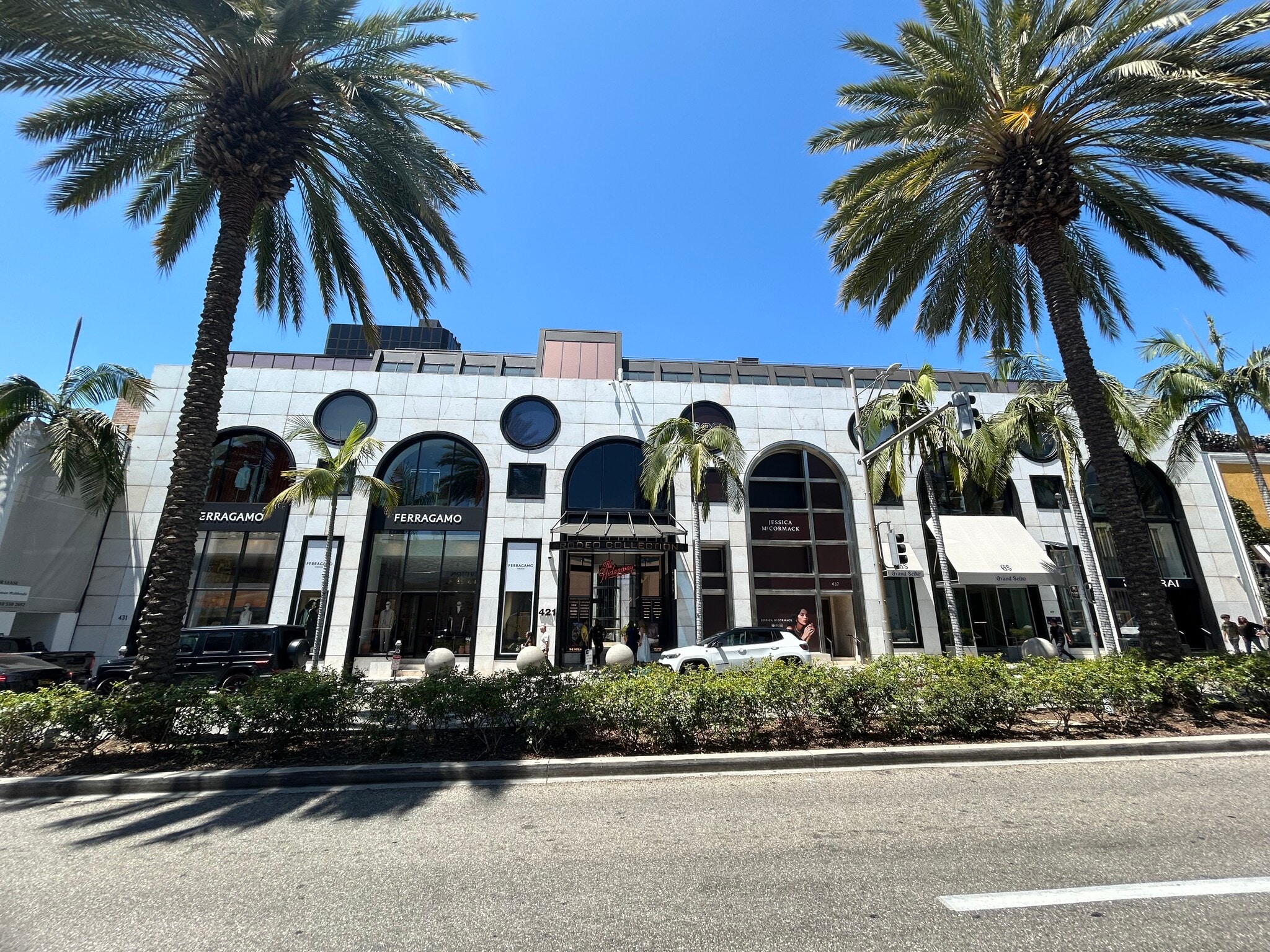 421 N Rodeo Dr, Beverly Hills, CA for Rent
