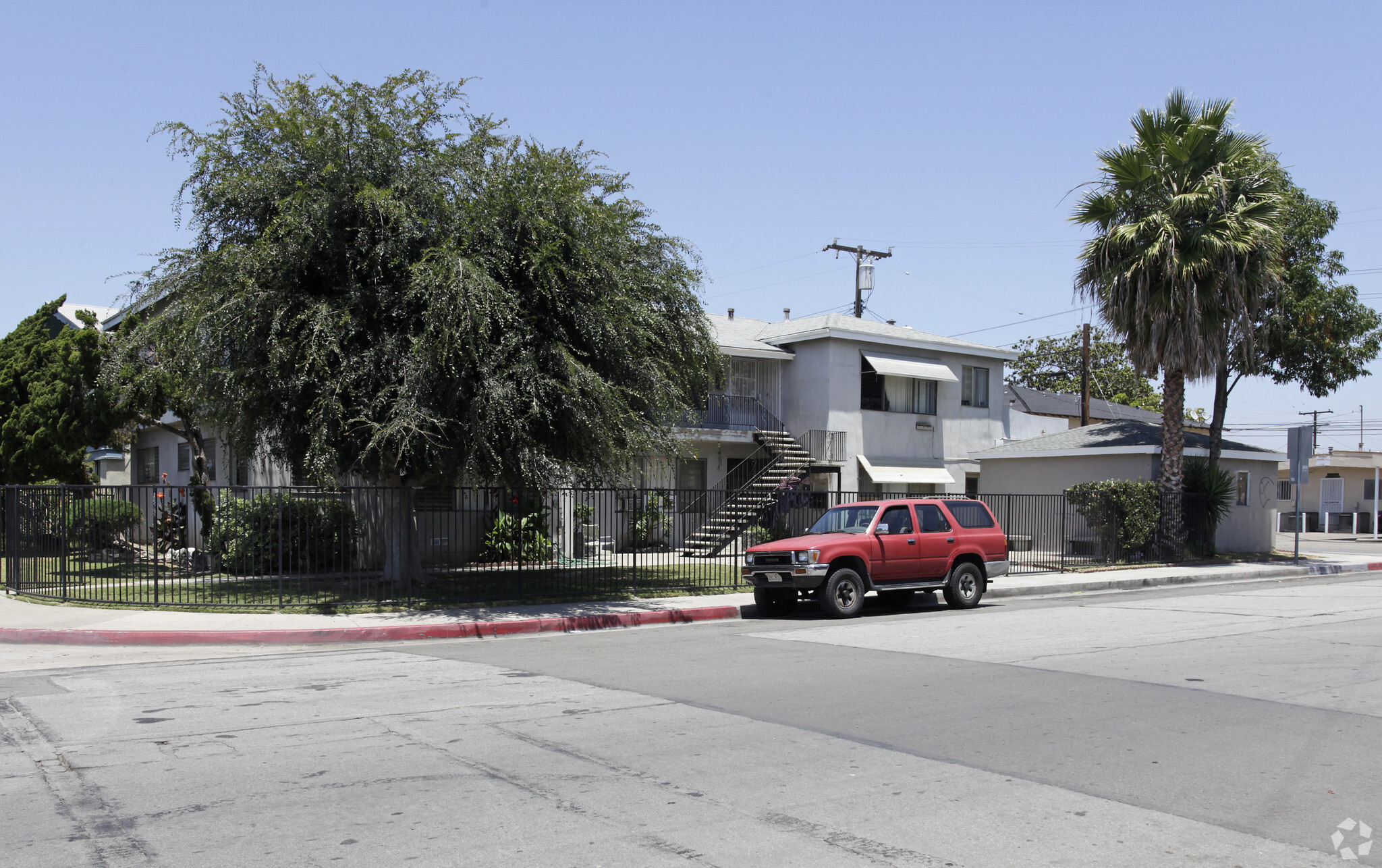 302 N Rose St, Anaheim, CA for Sale