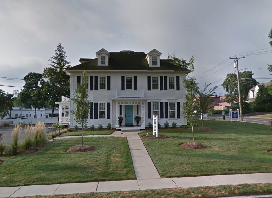 75 Brace Rd, West Hartford, CT for Rent