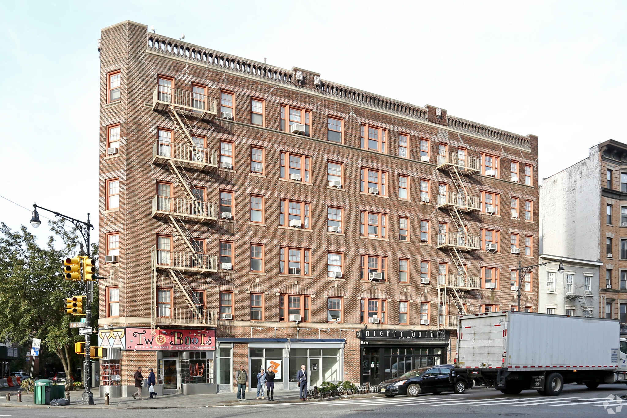 77 Greenwich Ave, New York, NY for Rent