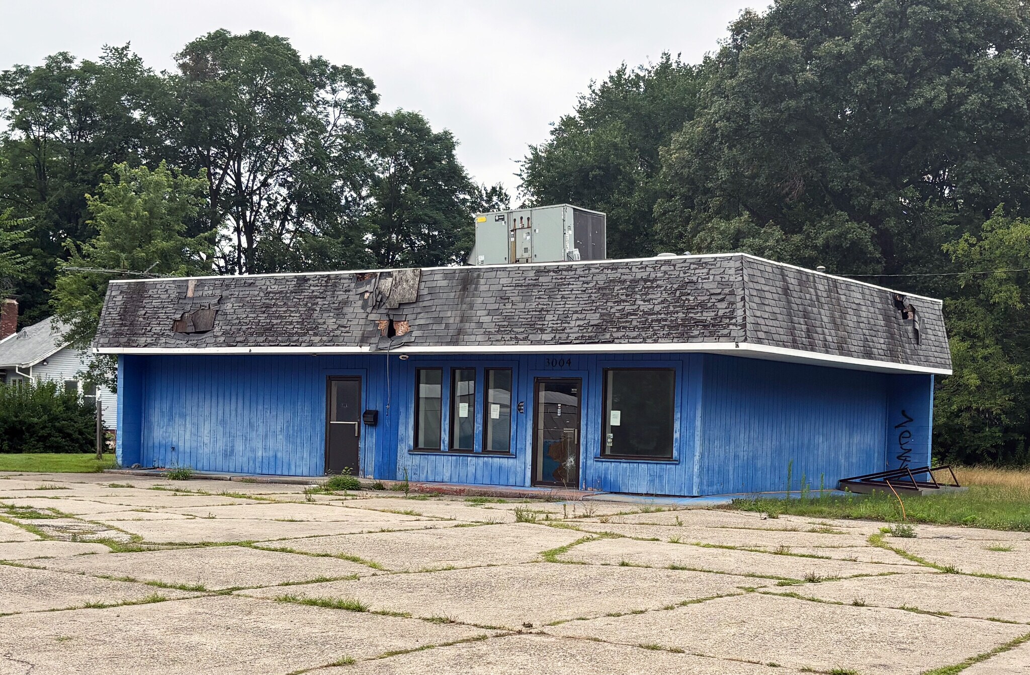 3004 Michigan Ave W, Battle Creek, MI for Sale