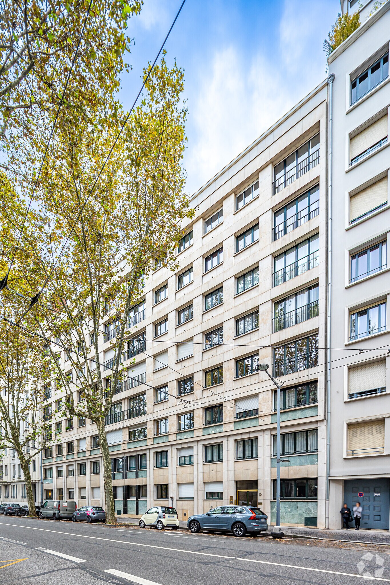 , Lyon, RHO for Sale