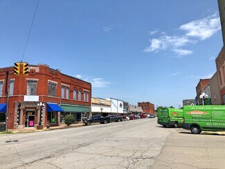 Hugo, OK Retail - 101 N Broadway St