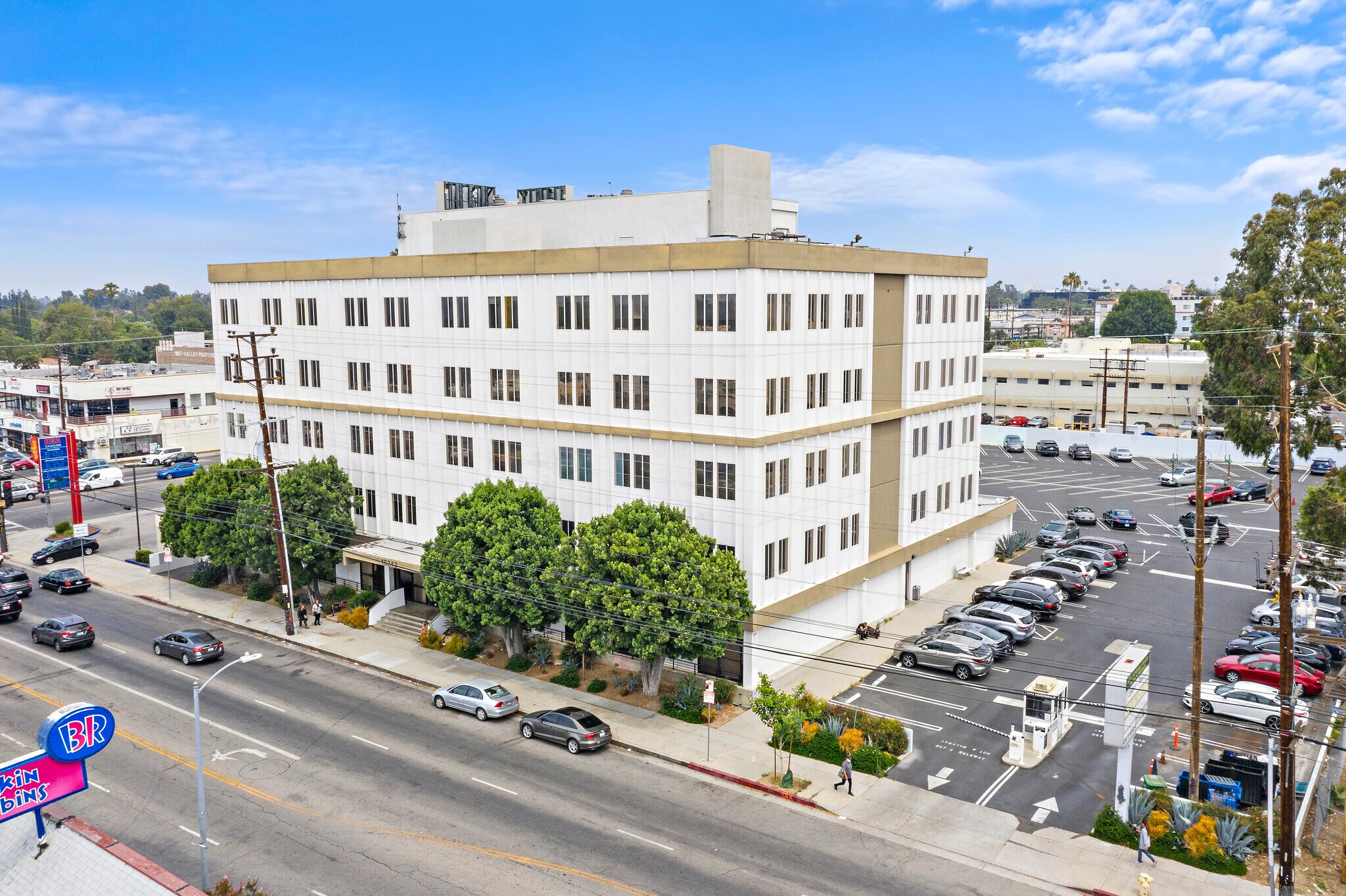 15243 Vanowen St, Van Nuys, CA for Rent
