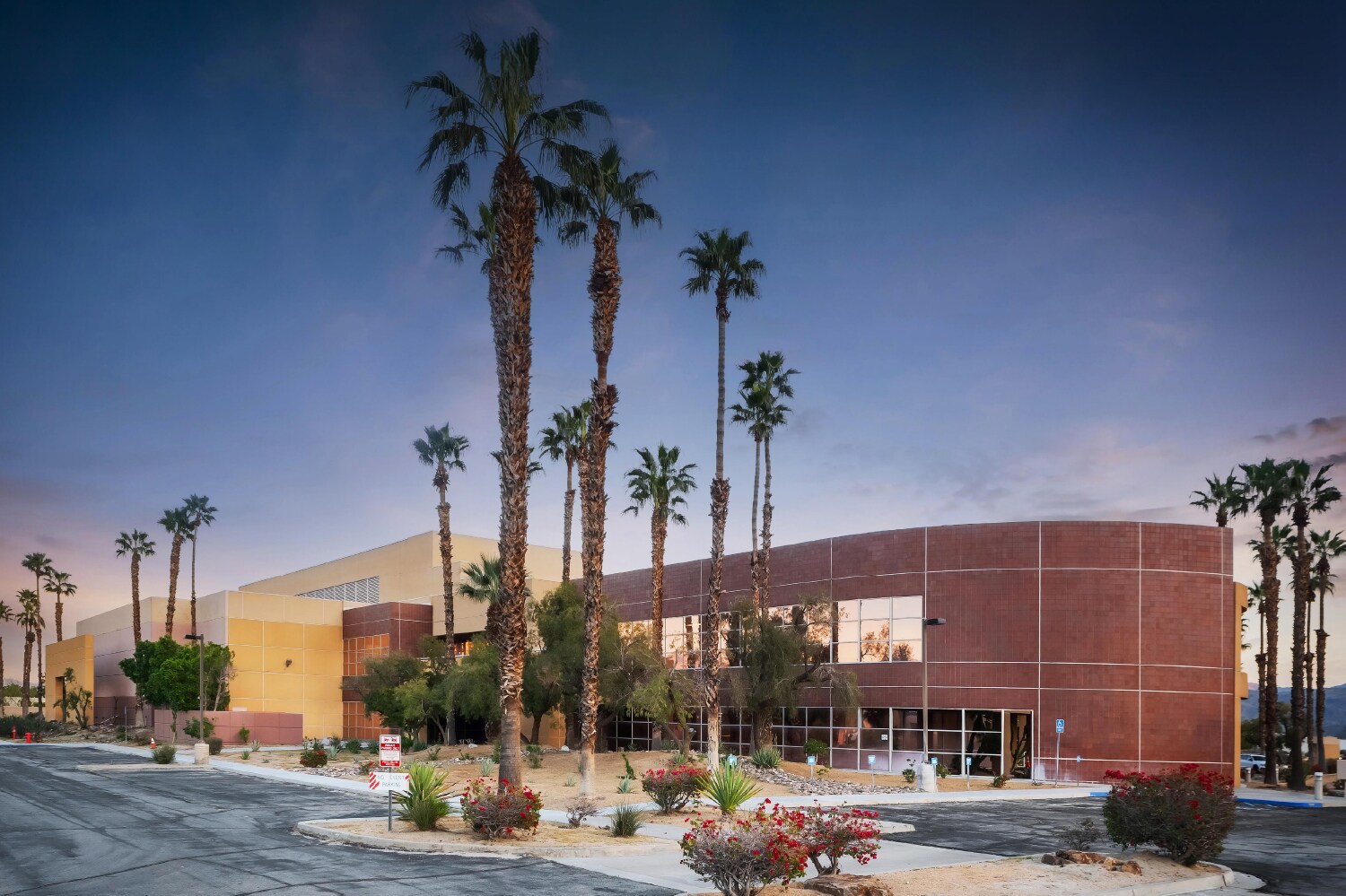 750 N Gene Autry Trl, Palm Springs, CA for Sale