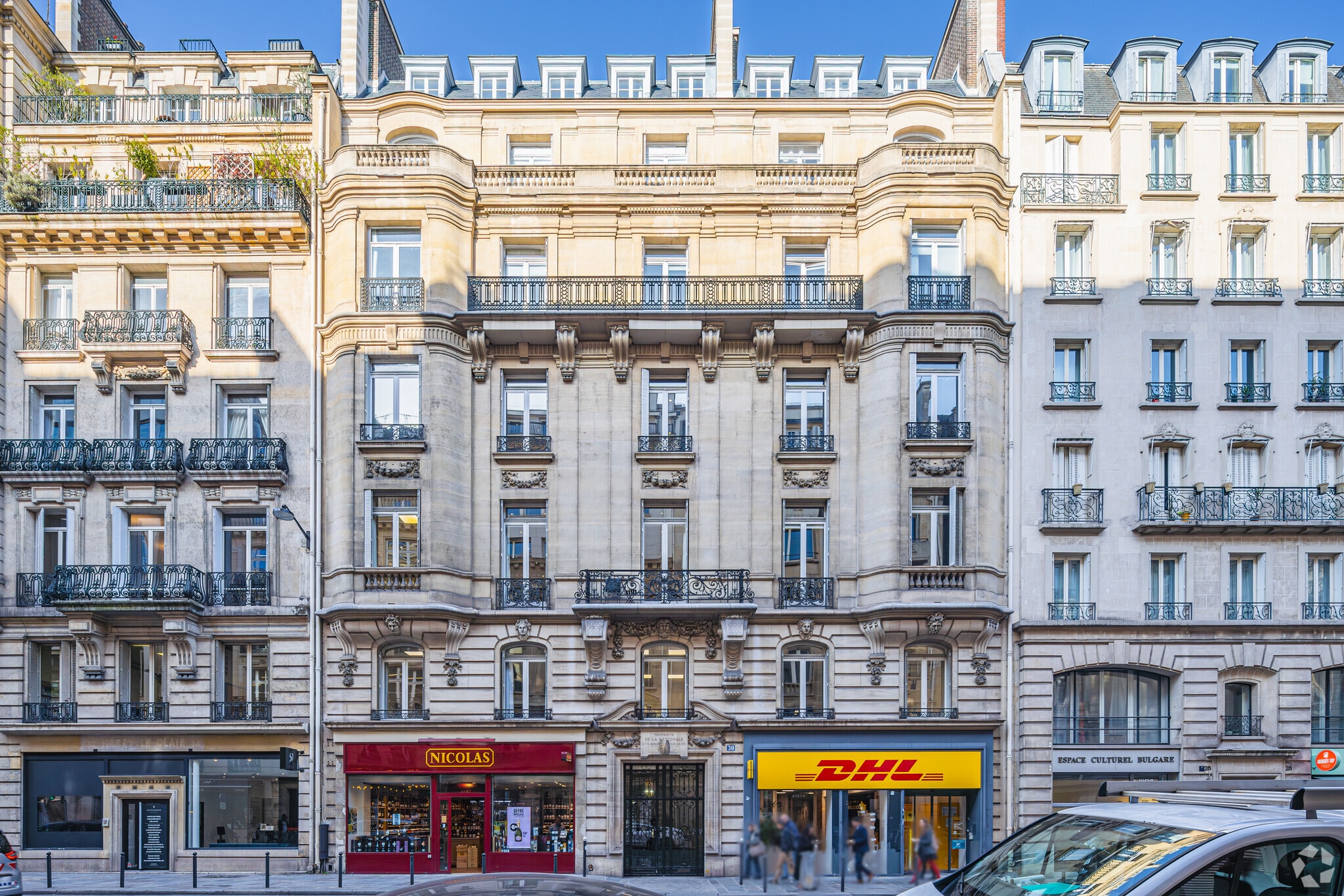 30 Rue La Boétie, Paris, PAR for Rent