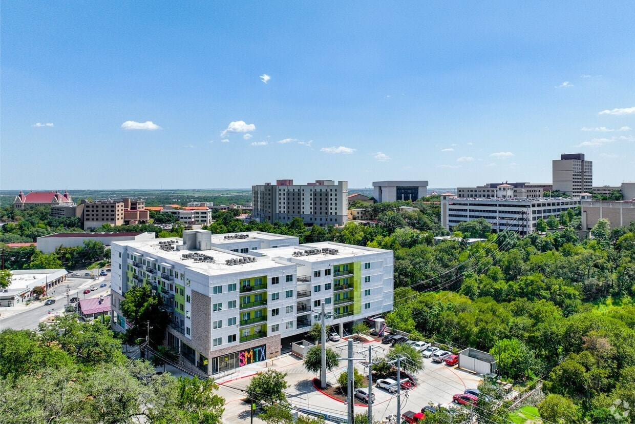 817 Chestnut St, San Marcos, TX for Rent