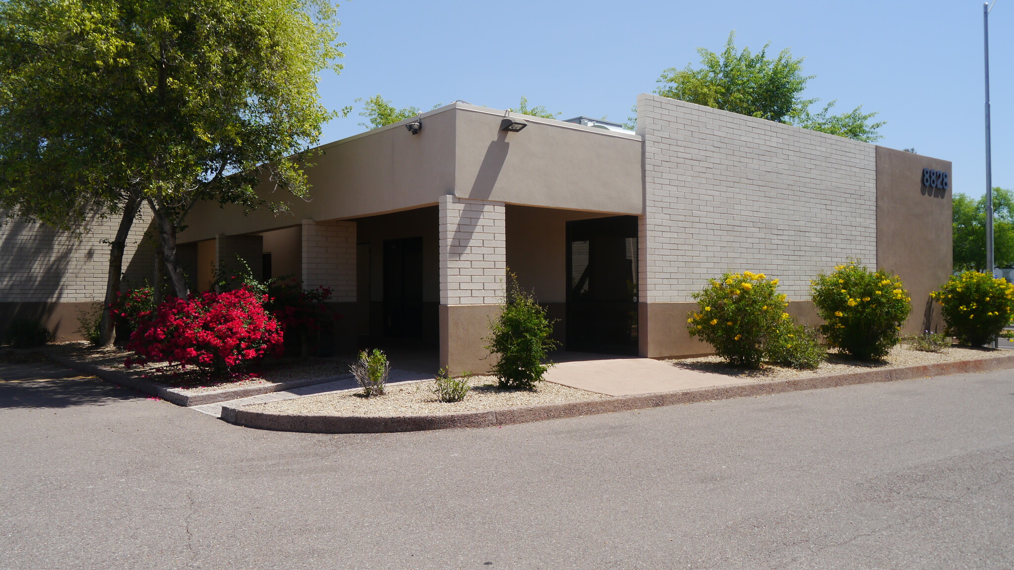 8828 N Central Ave, Phoenix, AZ for Rent