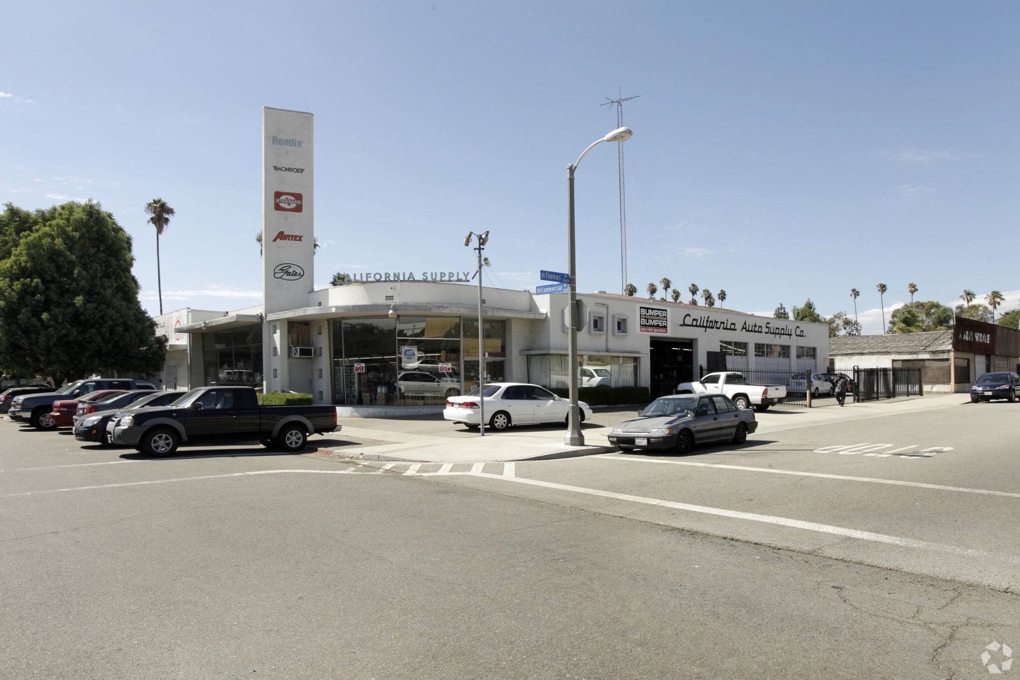 155 W Commercial St, Pomona, CA for Rent