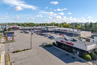 Delaware Place Shopping Center