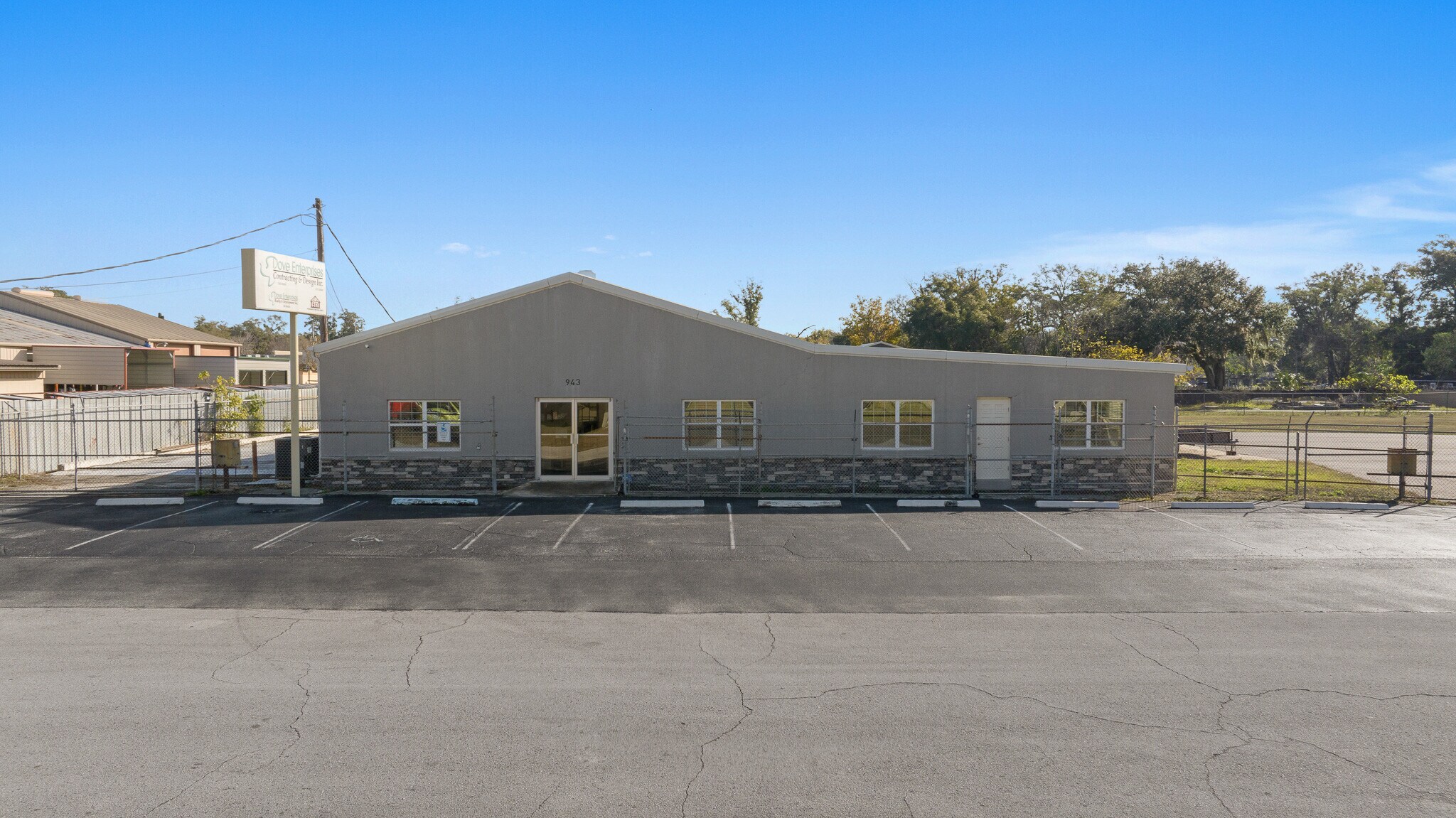 943 NW 17th Ave, Ocala, FL for Sale