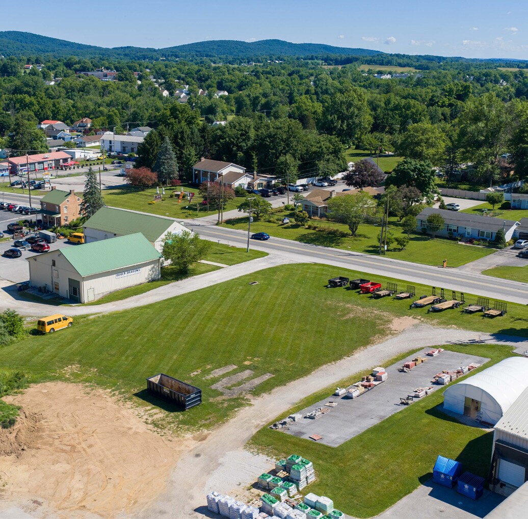 4072 Carlisle Rd, Dover, PA for Sale