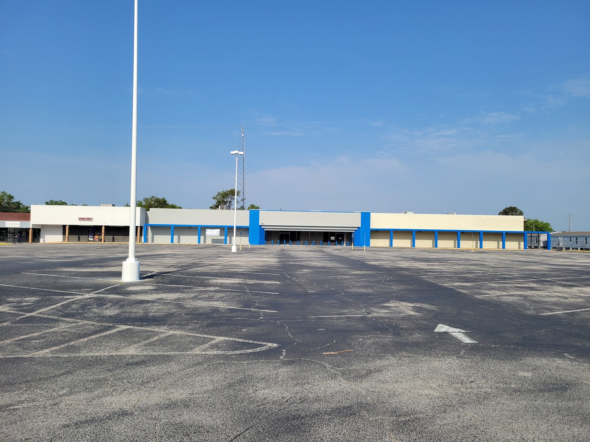 110 N Main St, Bushnell, FL for Rent