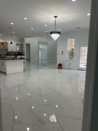 703 & 705 E Oates Rd