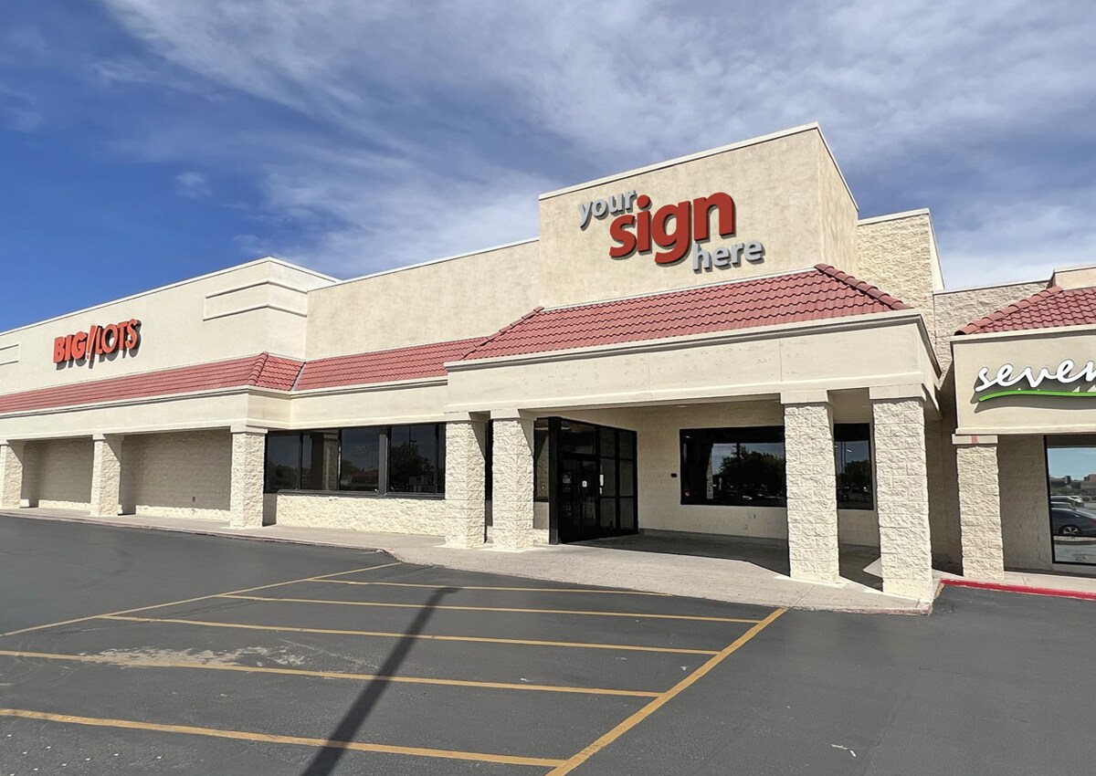 1660 Rio Rancho Blvd SE Rio Rancho, NM 87124 Retail Property for Sale