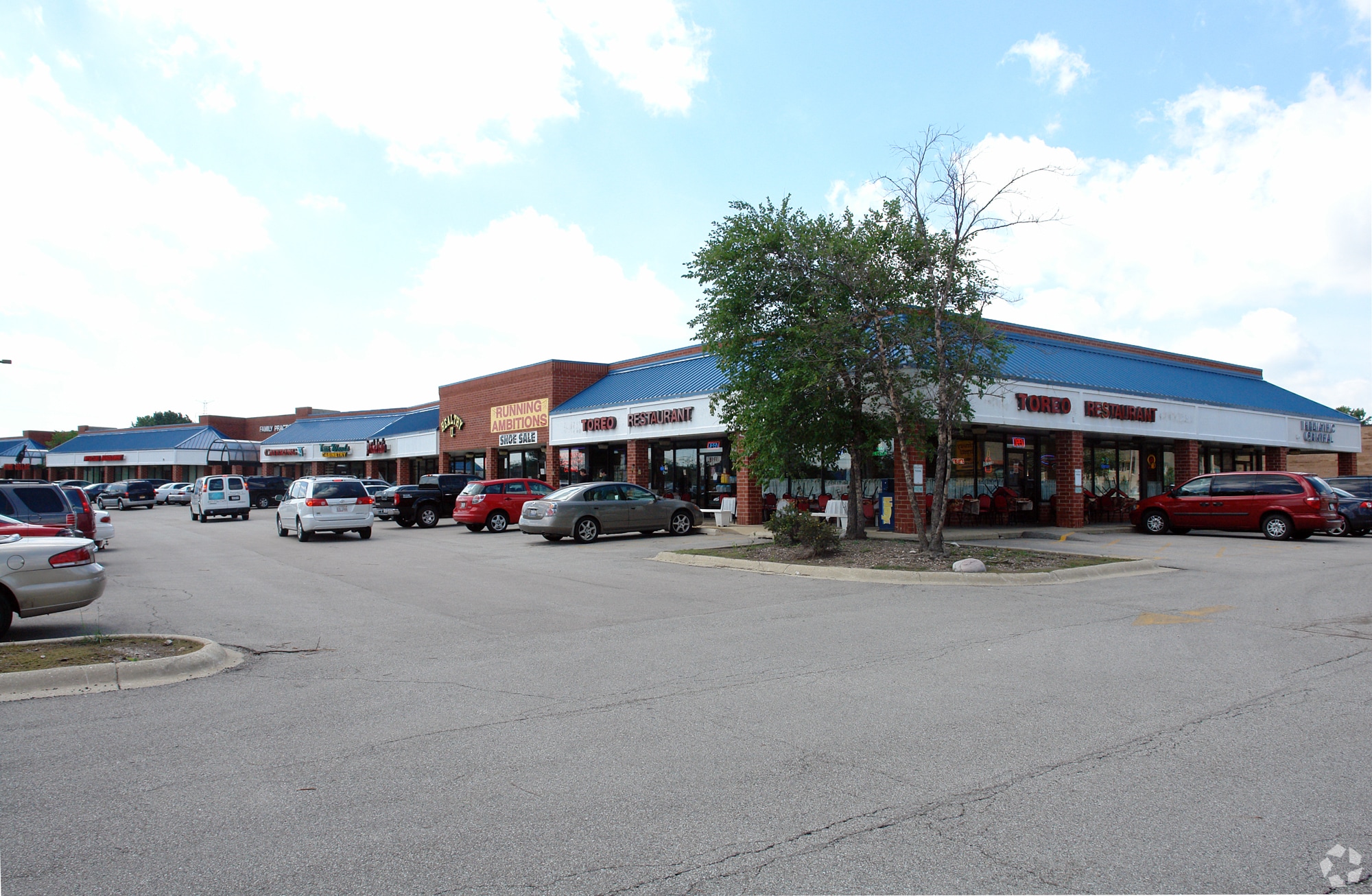 355-385 W Northwest Hwy, Palatine, IL for Rent