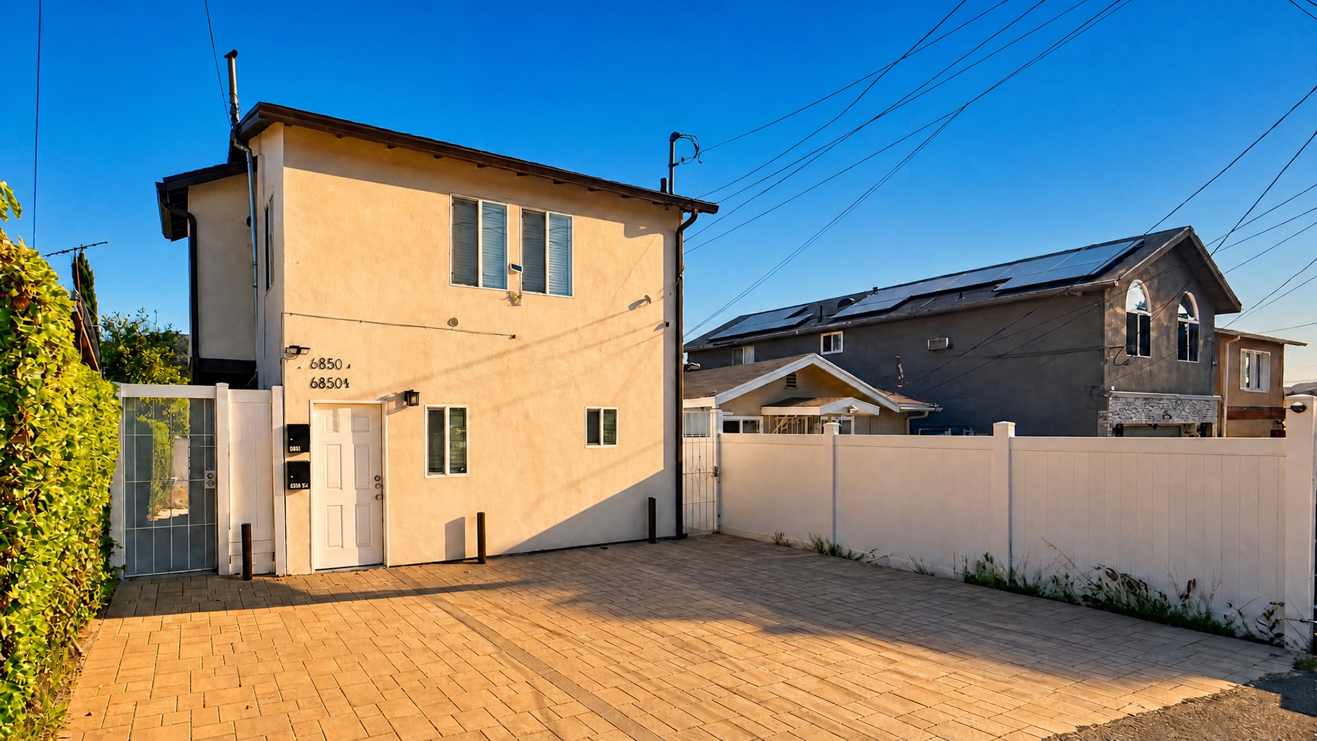 6850 Quinton Ln, Tujunga, CA for Sale