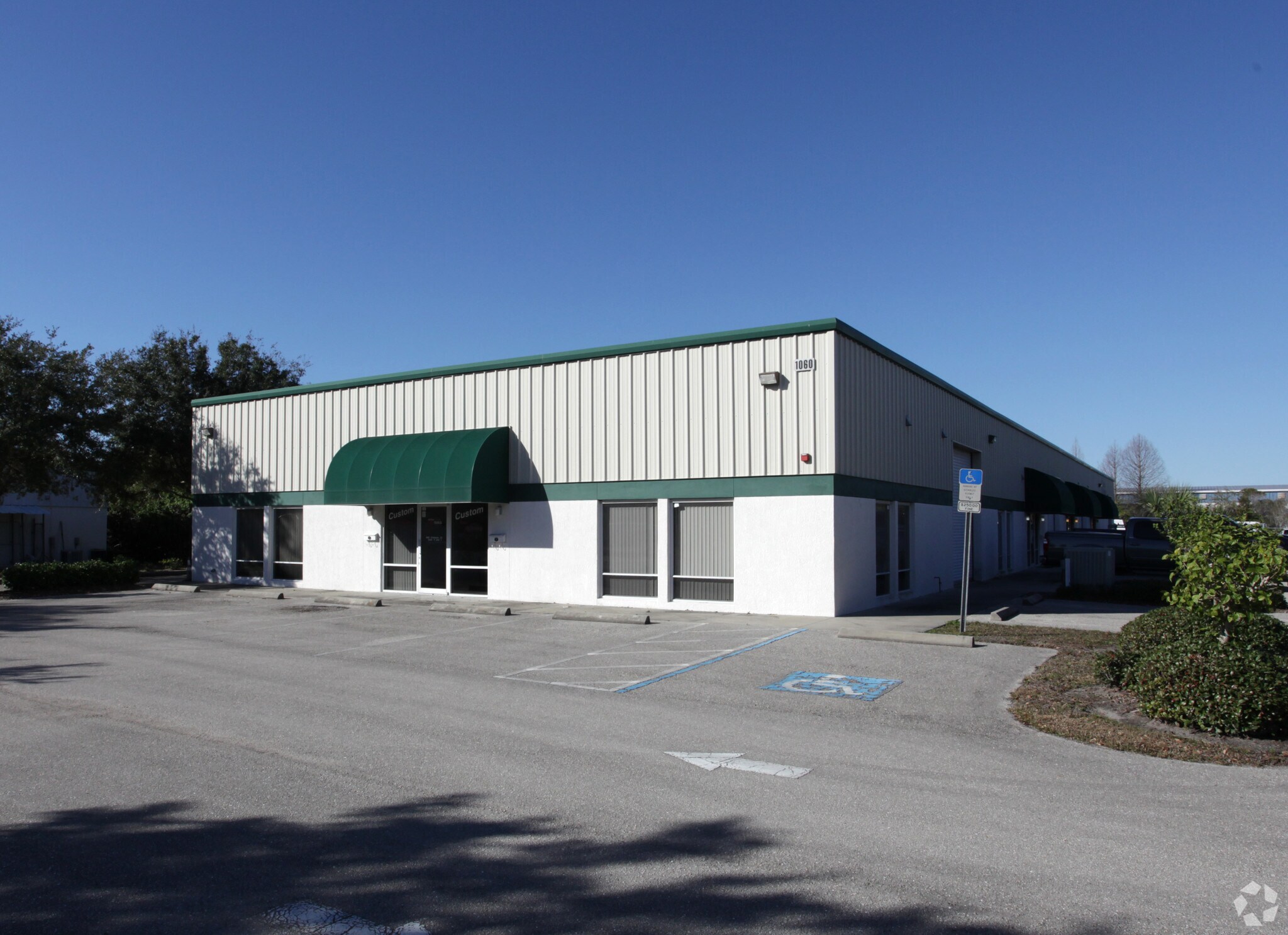 1052-1060 Endeavor Ct, Nokomis, FL for Rent