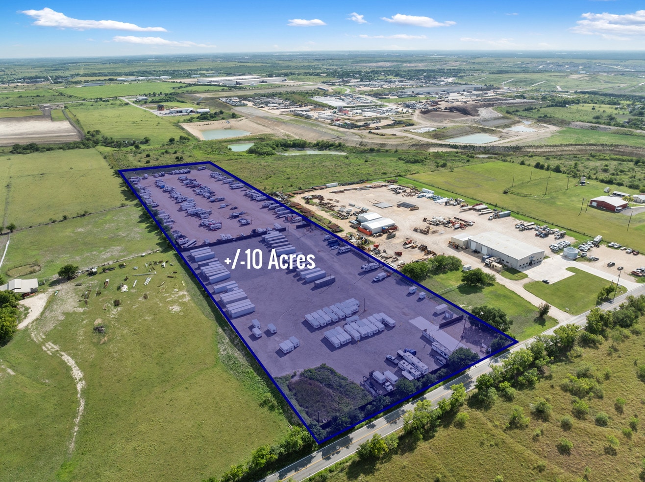 11528 Old Lockhart Hwy, Creedmoor, TX for Sale