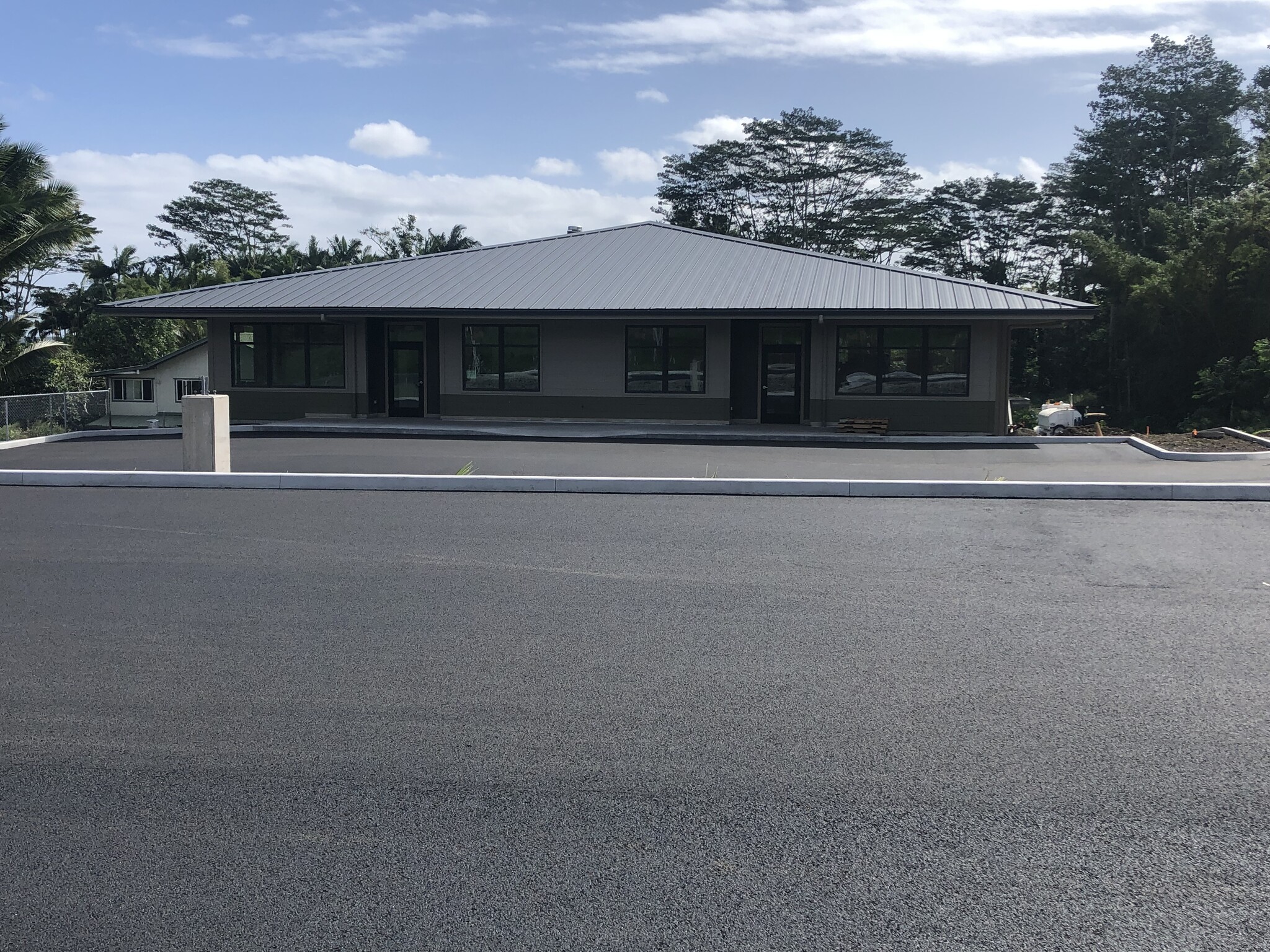 615 Ponahawai St, Hilo, HI for Rent