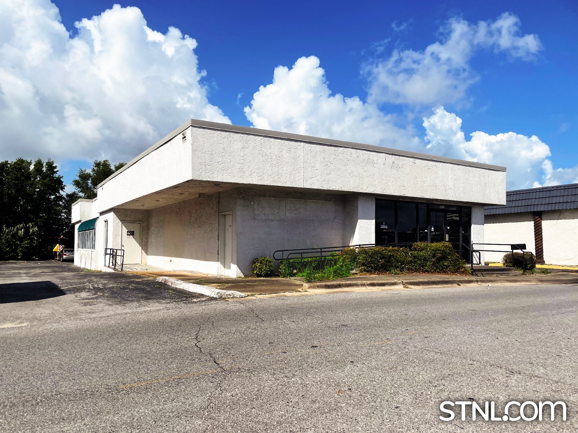 5042 Bayou Blvd, Pensacola, FL for Sale