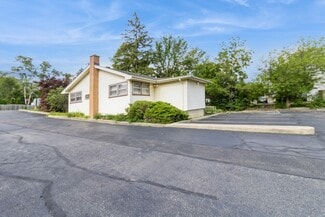 Clarendon Hills, IL Medical - 217 55th St